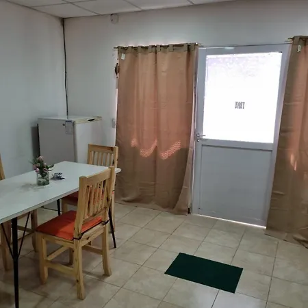 Monoambiente Con Tv Y Heladera Apartment Gualeguaychu Exterior photo
