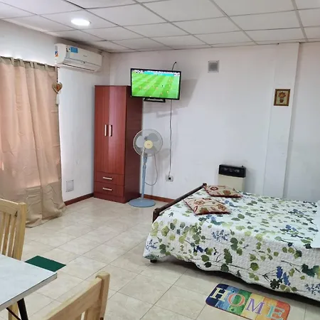 Monoambiente Con Tv Y Heladera Apartment Gualeguaychu Exterior photo